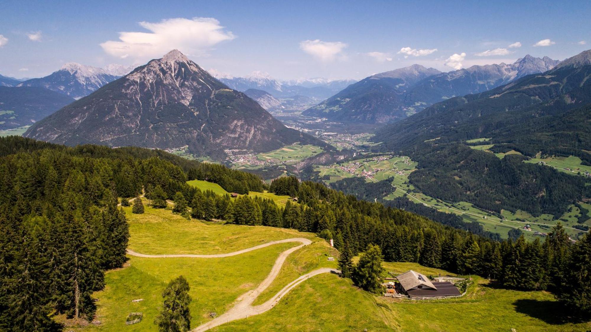 Apart Alpenzeit Arzl im Pitztal Exterior photo