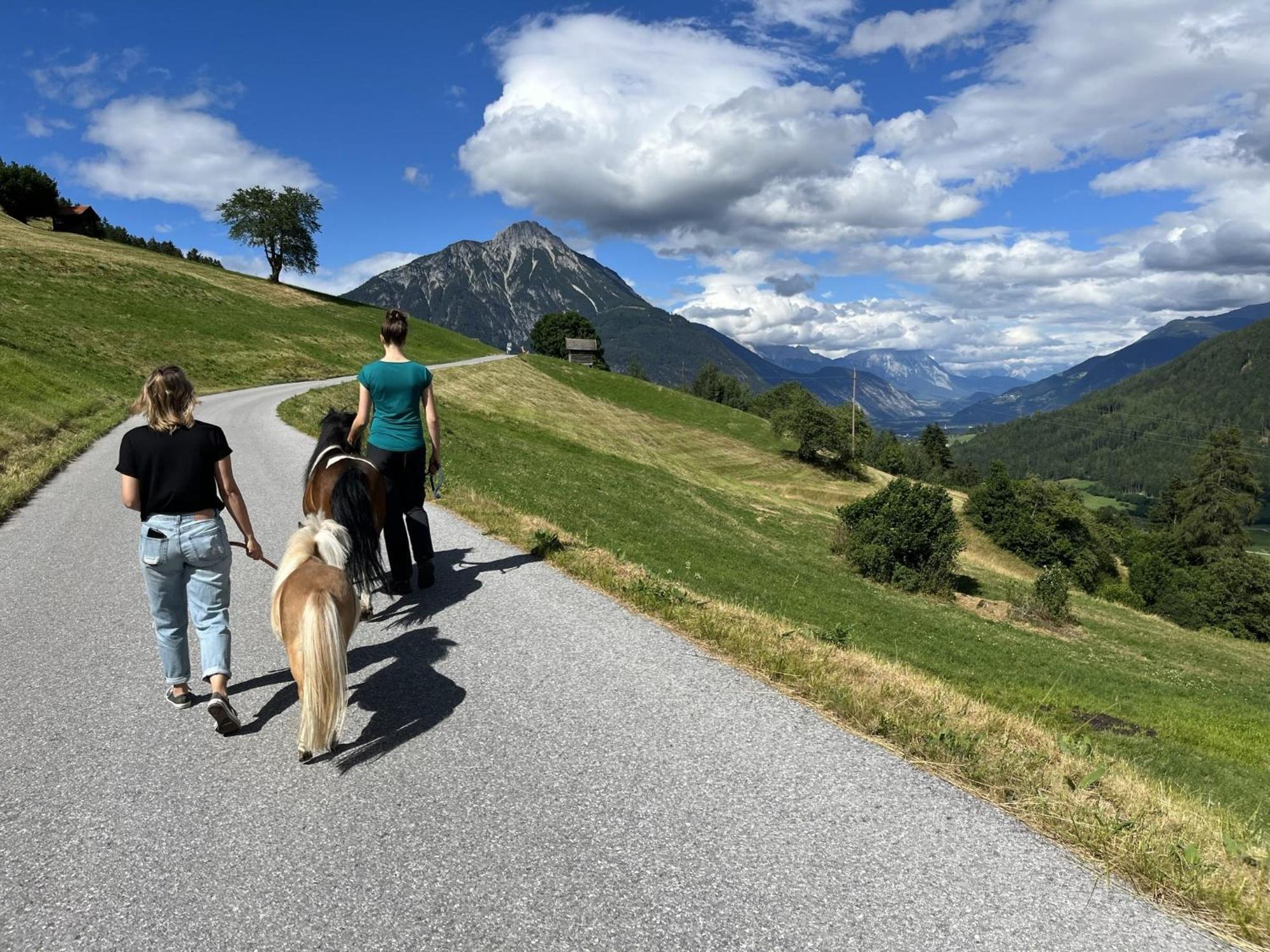 Apart Alpenzeit Arzl im Pitztal Exterior photo