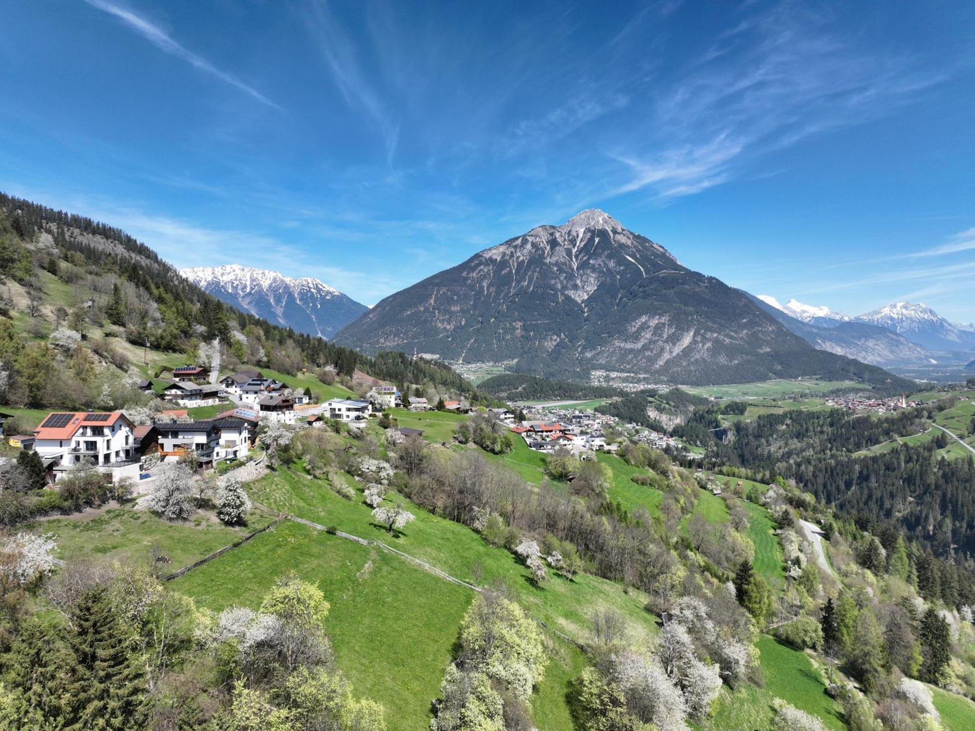 Apart Alpenzeit Arzl im Pitztal Exterior photo